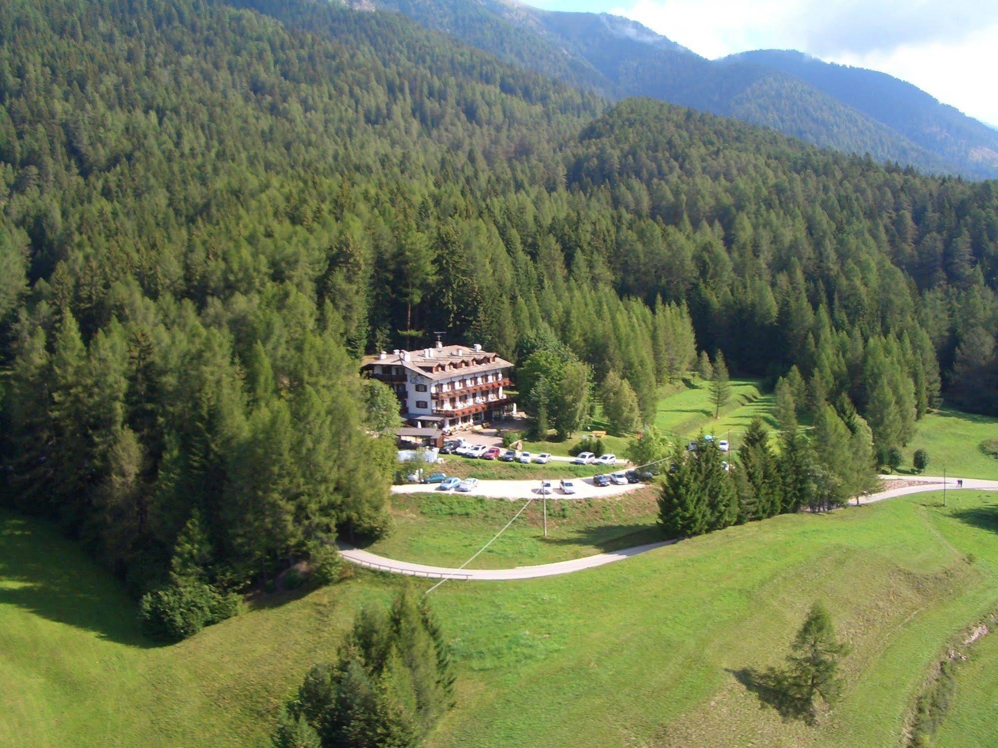 Hotel Ganzaie Val di Fiemme Esterno foto